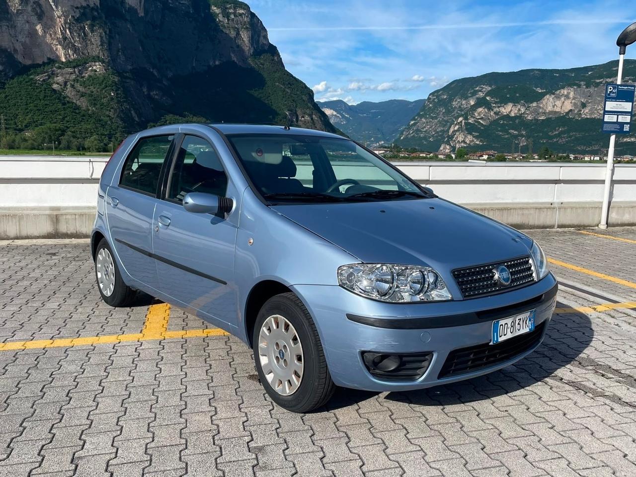 Fiat Punto o.k. neopatentati solo 60.000km