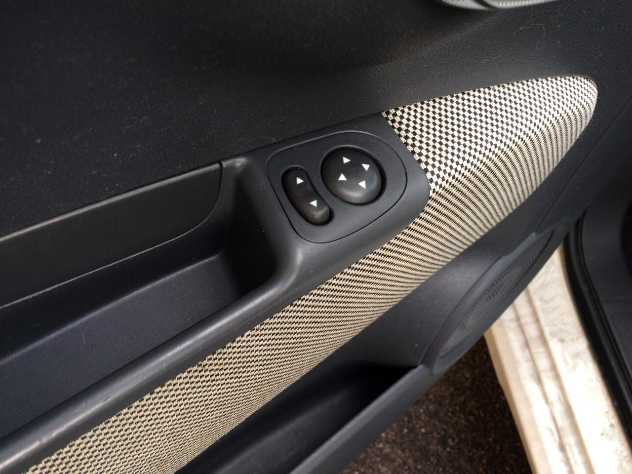 2007 Fiat 500 1.2 Lounge benzina GPL !! TAGLIANDATA CINTA DISTR.FATTA KM 206000!