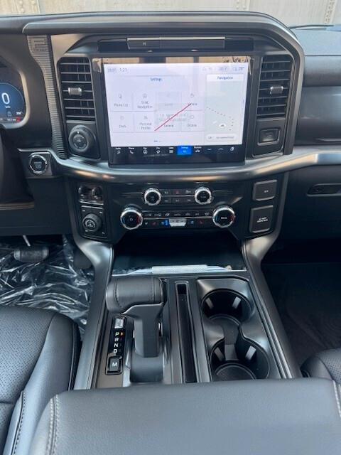 FORD F 150 5.0 V8 LARIAT BLACK APPEARANCE PKG