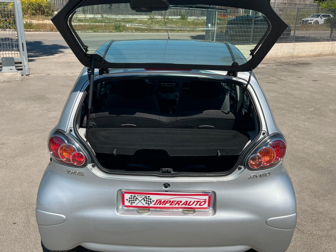 Toyota Aygo 1.0 12V VVT-i 5 porte Now