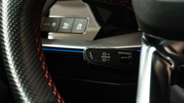 AUDI S3 Sedan TFSI quattro S tronic MATRIX