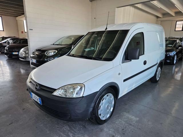 Opel Combo 1.3 NEOPATENTATI
