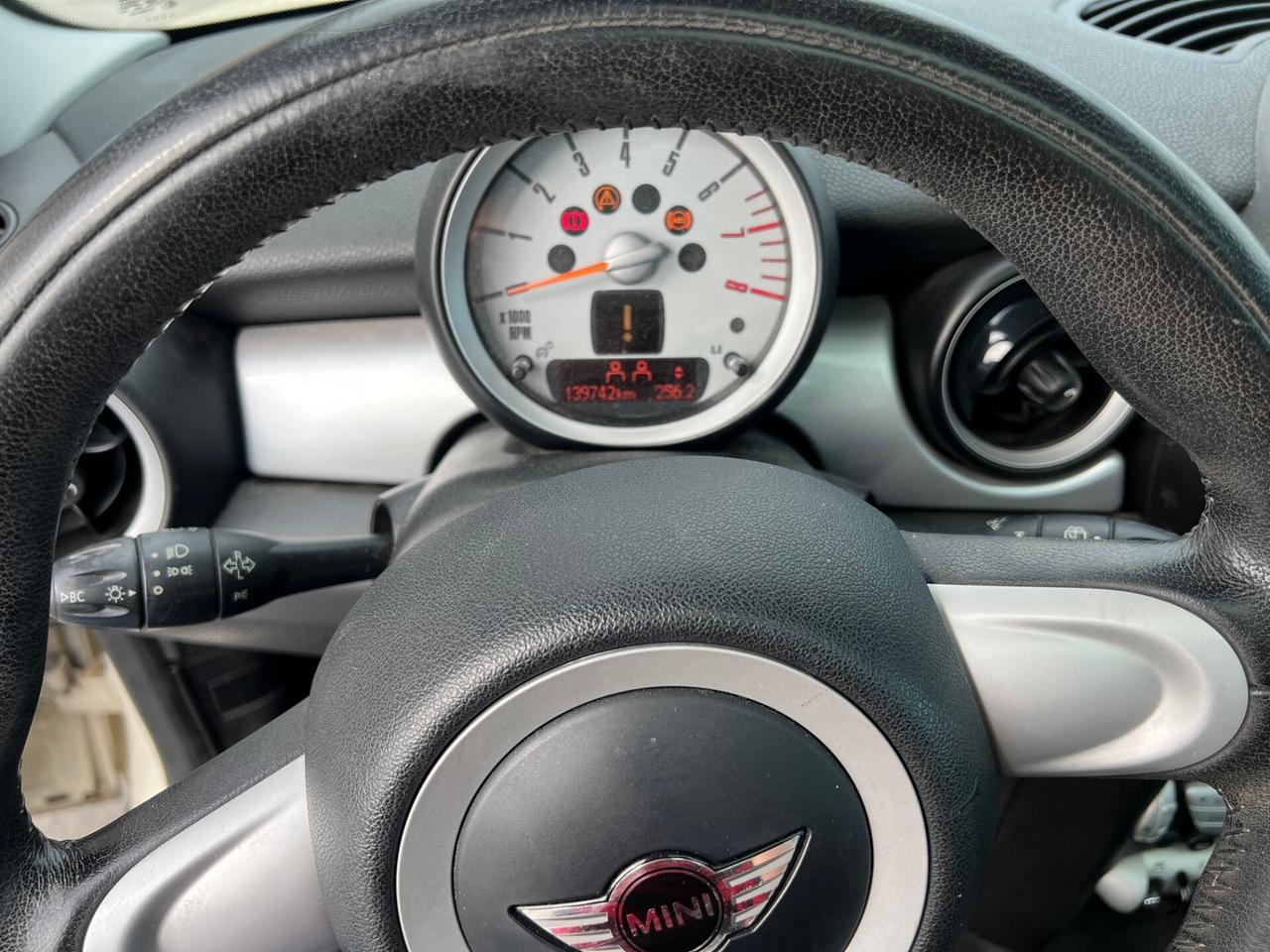 Mini Mini 1.4 16V One X NEOPATENTATI / PROBLEMI AL MOTORE