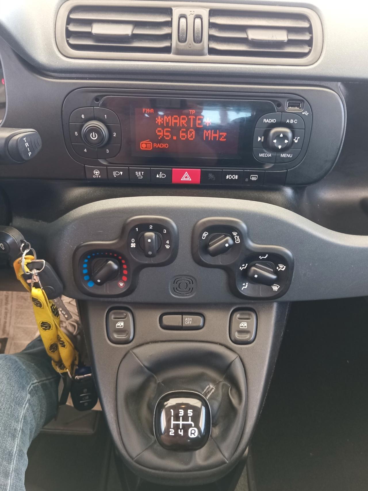 Fiat Panda 1.2 BENZ C.V 70 VETTURA COME NUOVA QUAL PROVA