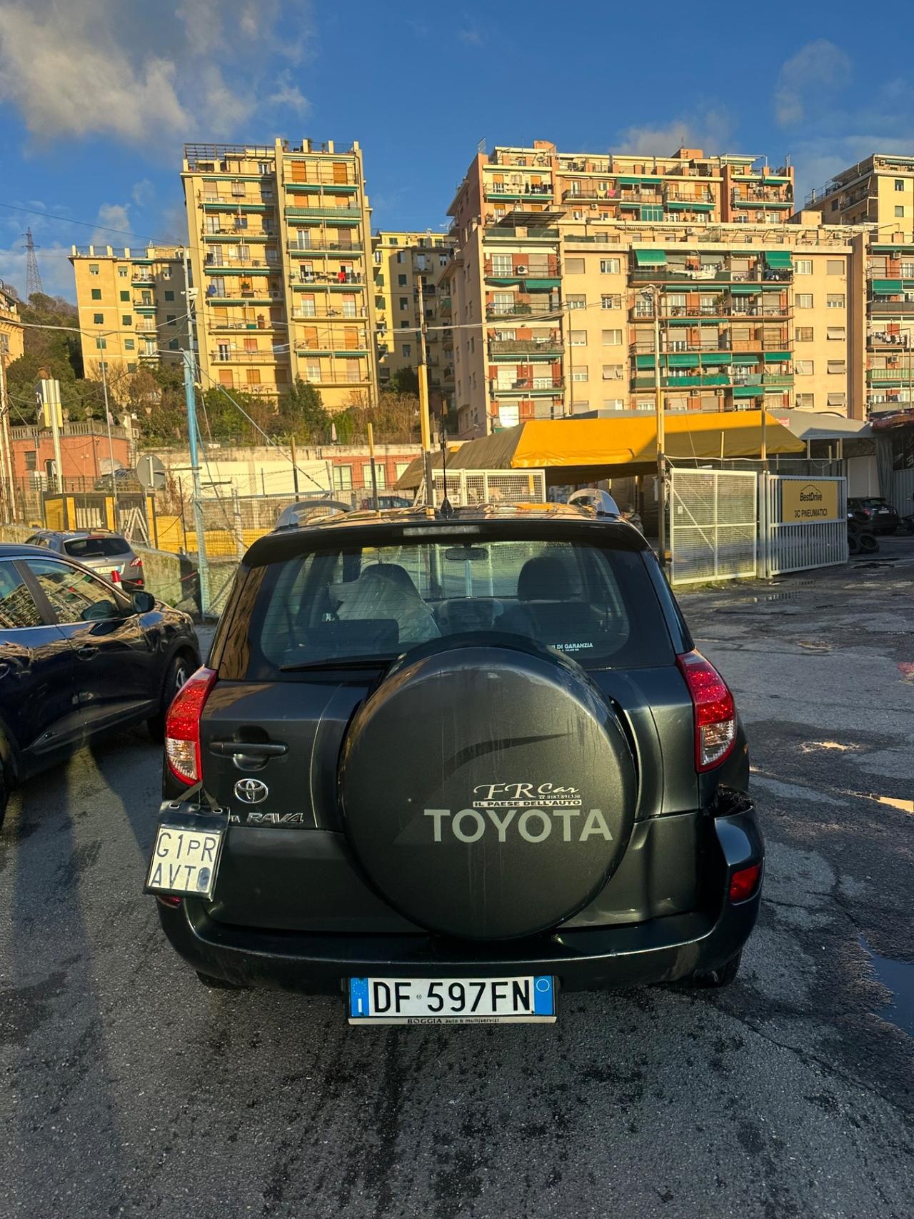 Toyota RAV 4 RAV4 2.2 D-4D 136 CV Luxury