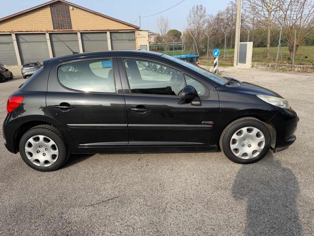 PEUGEOT 207 1.4 8V 75CV 5p.senza nessun lavoro da fare