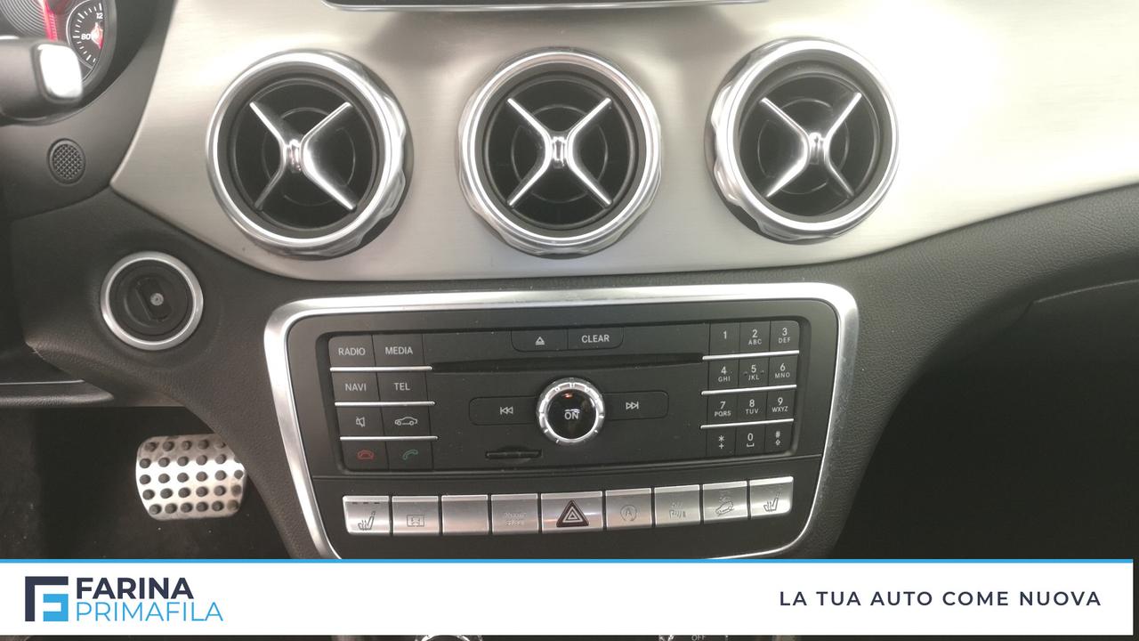 Mercedes-Benz GLA - X156 - GLA 220 d Premium 4matic auto