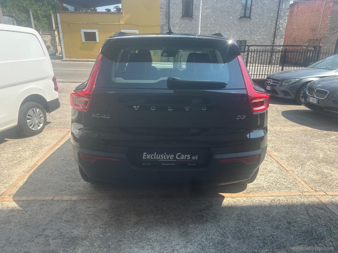 VOLVO XC40 D3 Business