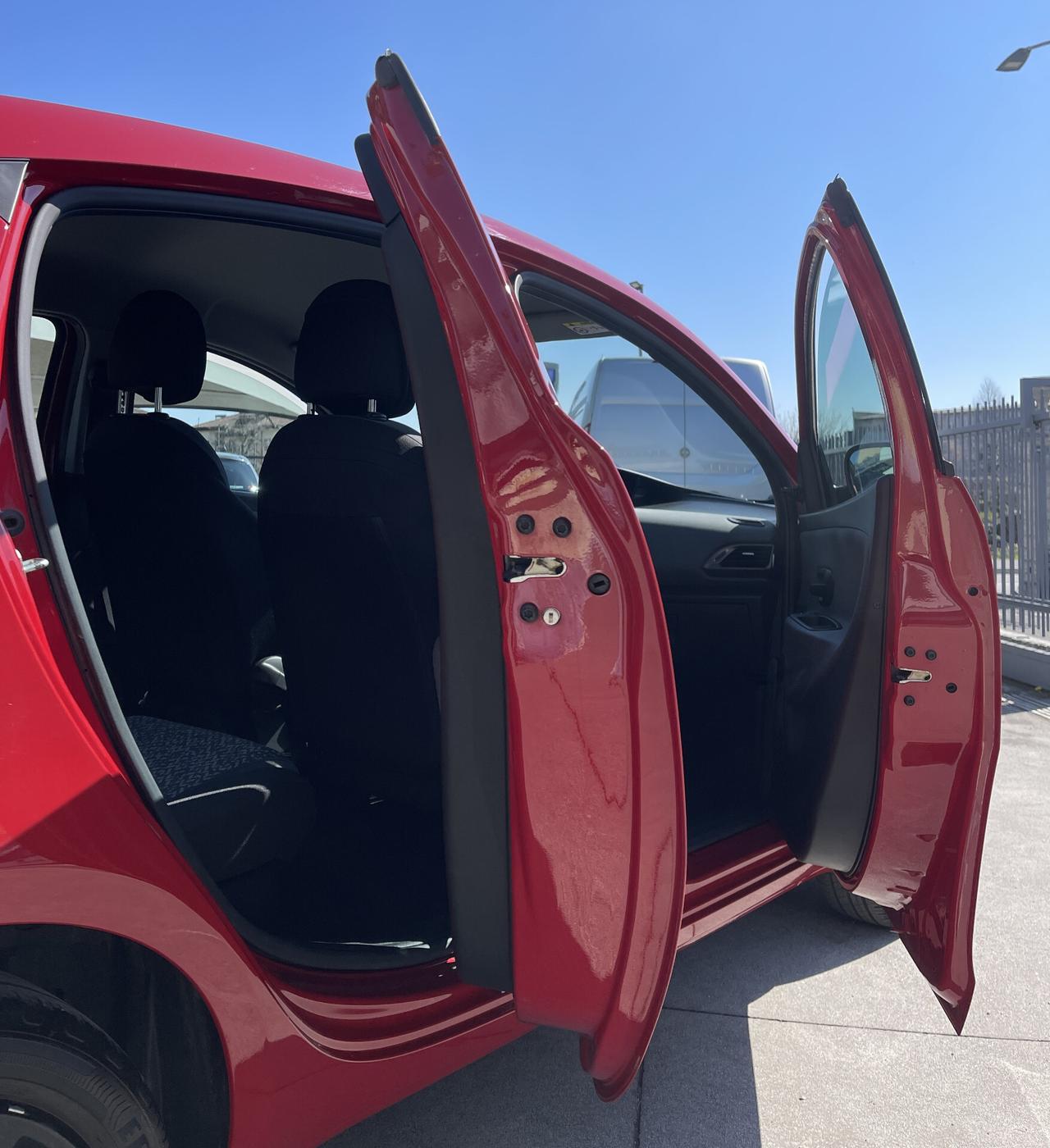 Lancia Ypsilon 1.0 hybrid Silver s