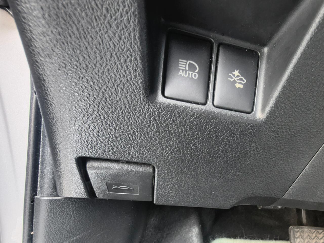 TOYOTA YARIS 1.5 HYBRID 5 PORTE ACTIVE