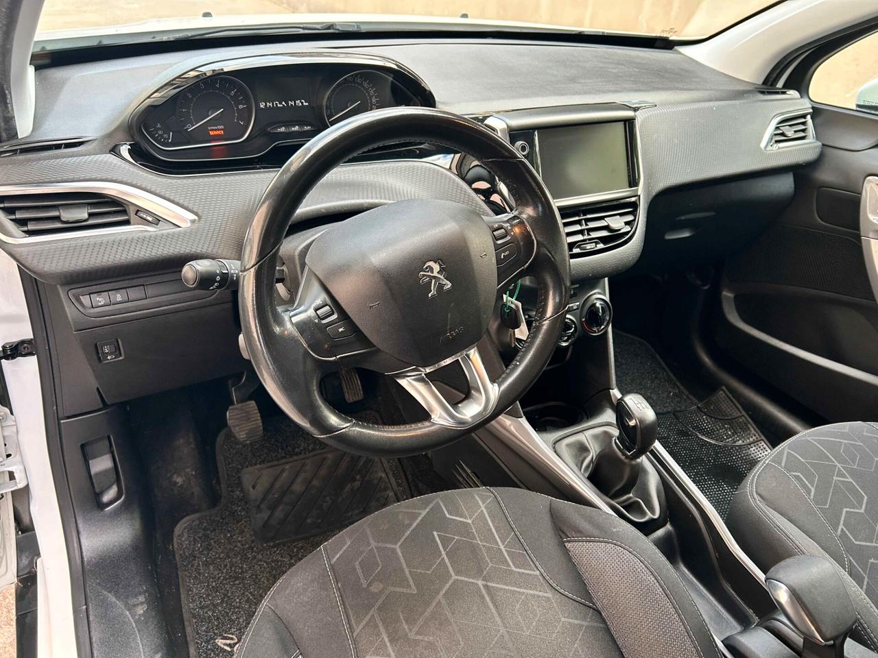 Peugeot 2008 1.2 Benzina 82CV - 2016