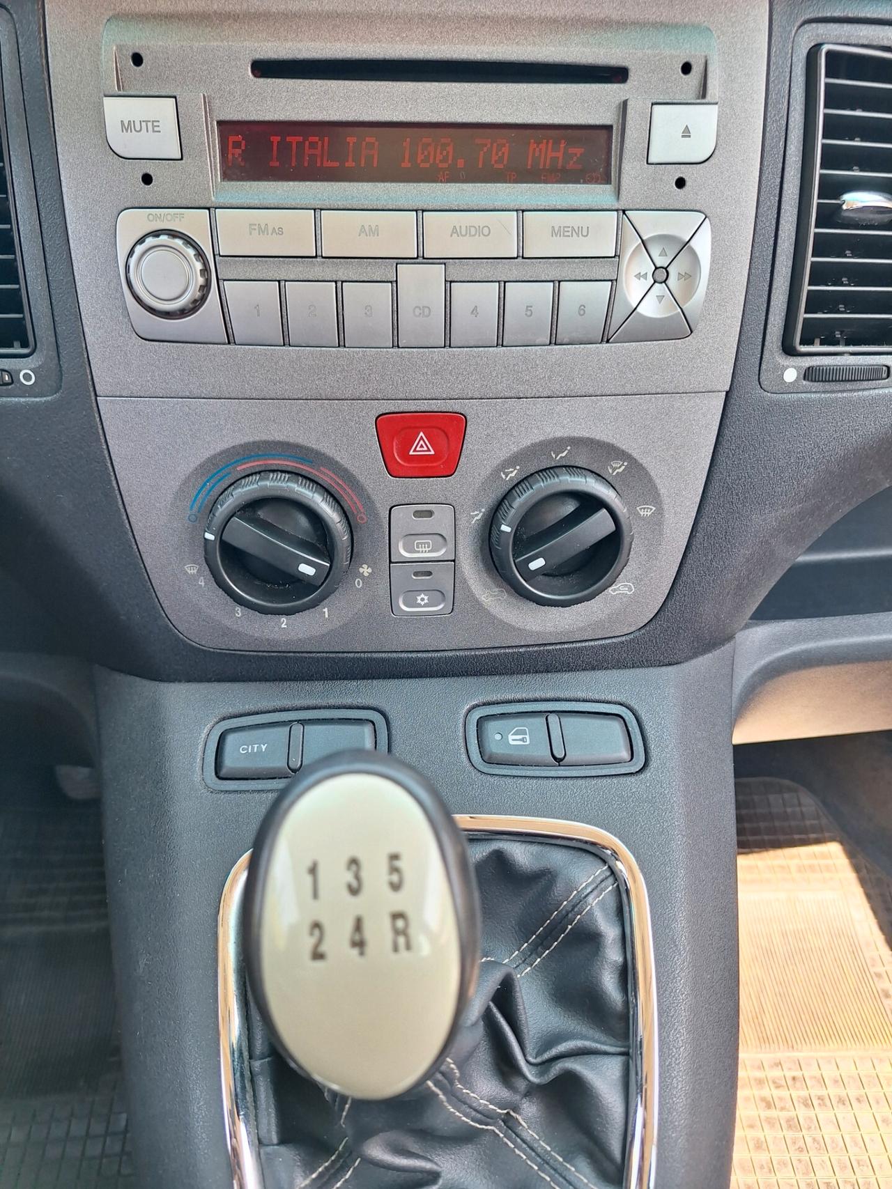Lancia MUSA 1.4 BENZINA DISTRIBUZIONE NUOVA