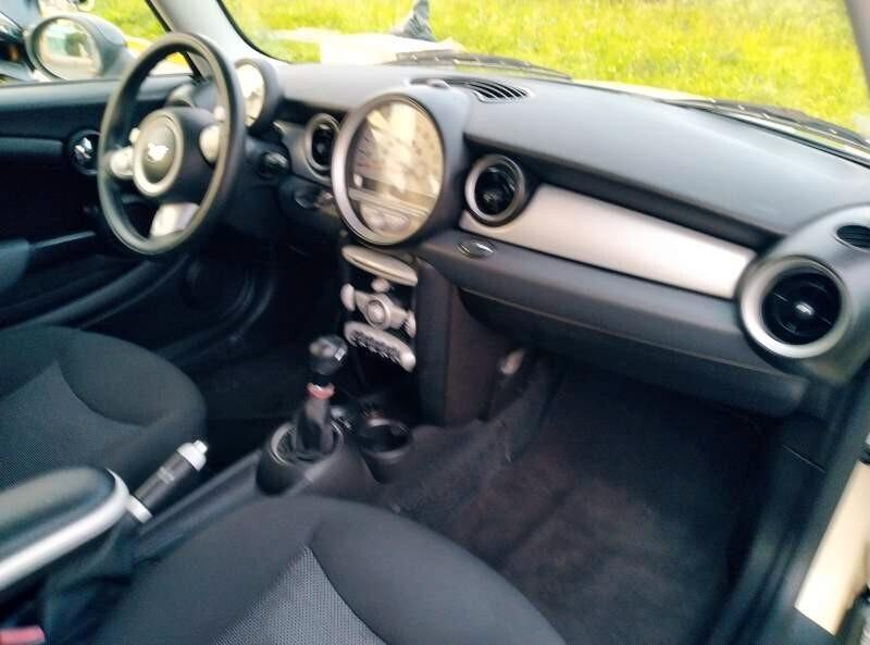 Mini Cooper D Clubman 1.6 16V Salt