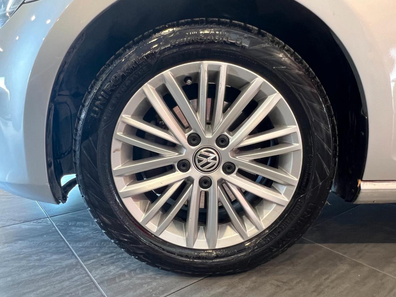 Volkswagen Golf 1.6 TDI 5p. Highline BlueMotion Technology