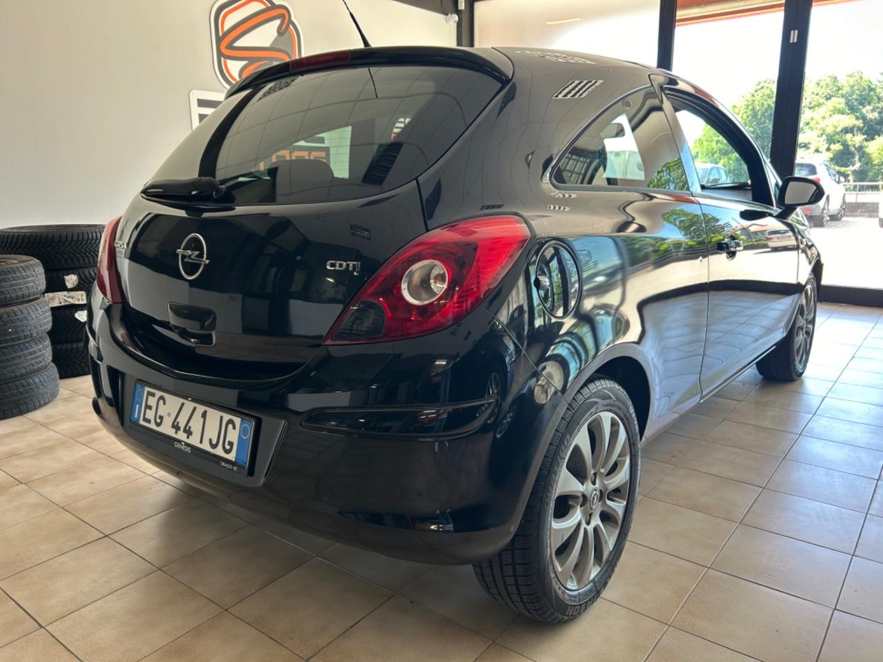 Opel Corsa - 2011 1.3 CDTI 95CV