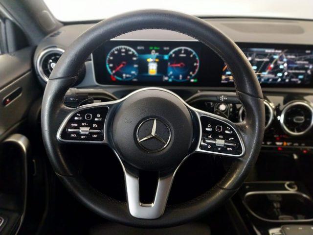 MERCEDES-BENZ A 180 d Automatic Sport
