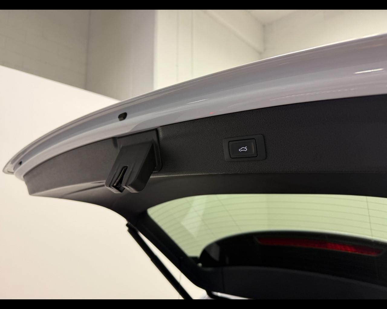 AUDI Q3 35 TDI S-TRONIC S LINE EDITION