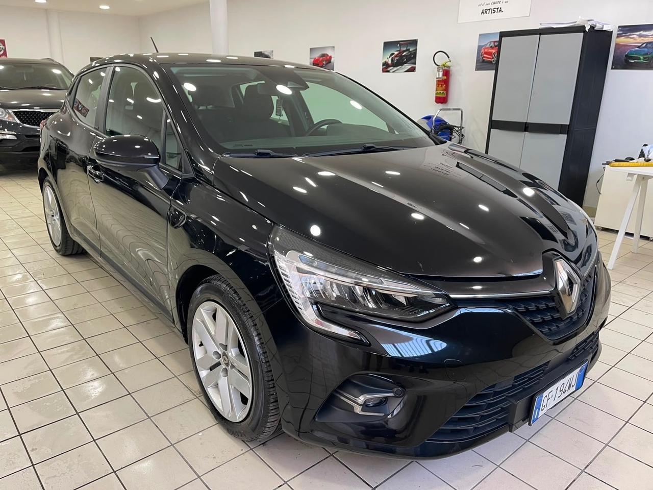 Renault Clio 2021 full hybrid initiale paris auto