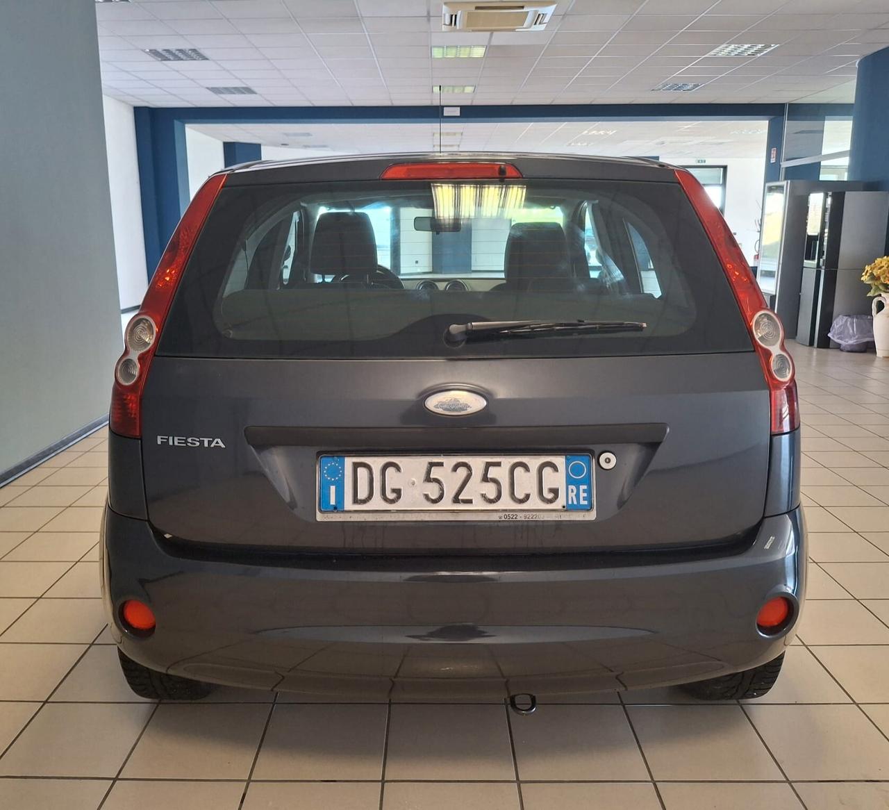 Ford Fiesta 1.4 16V aut. 5p. Ghia