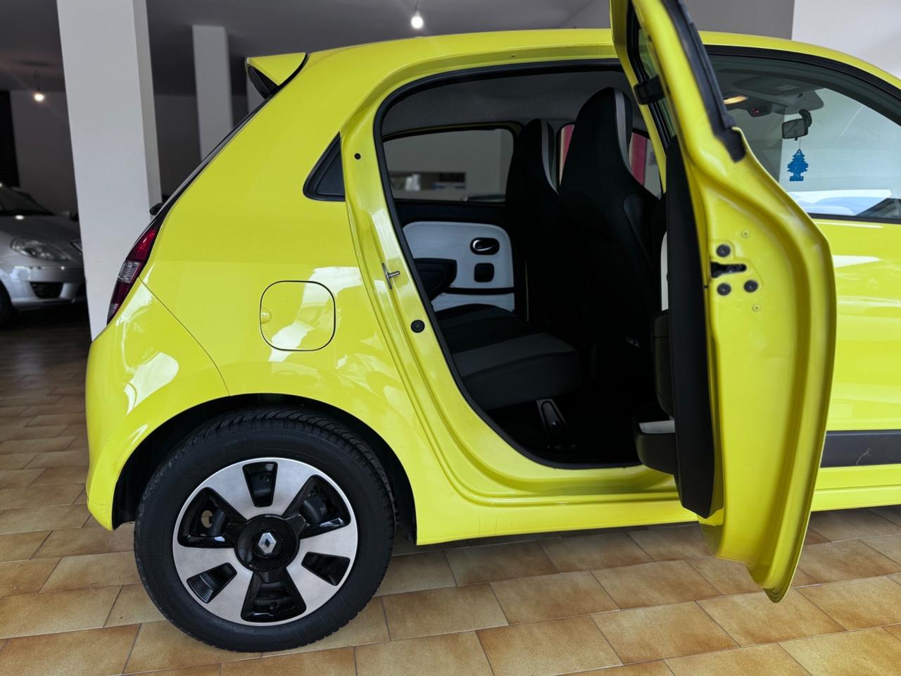 Renault Twingo 1.0 SCe Live