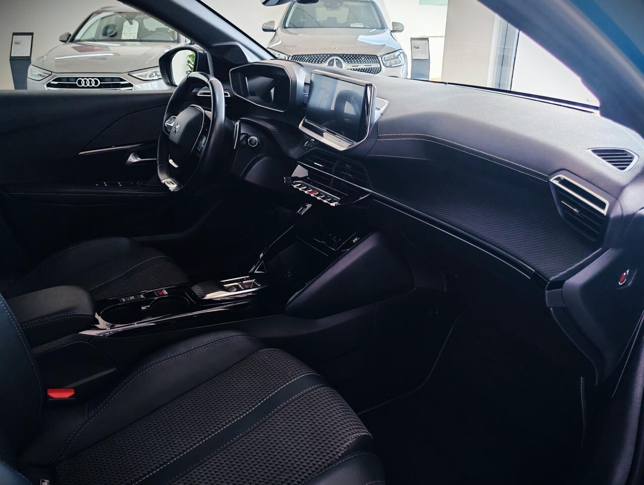 Peugeot 208 1.2 130cv EAT8 GT 2022