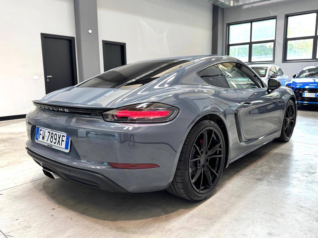 Porsche 718 Cayman 2.0