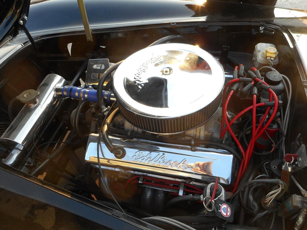 AC Cobra (Gardner Douglas GD427)