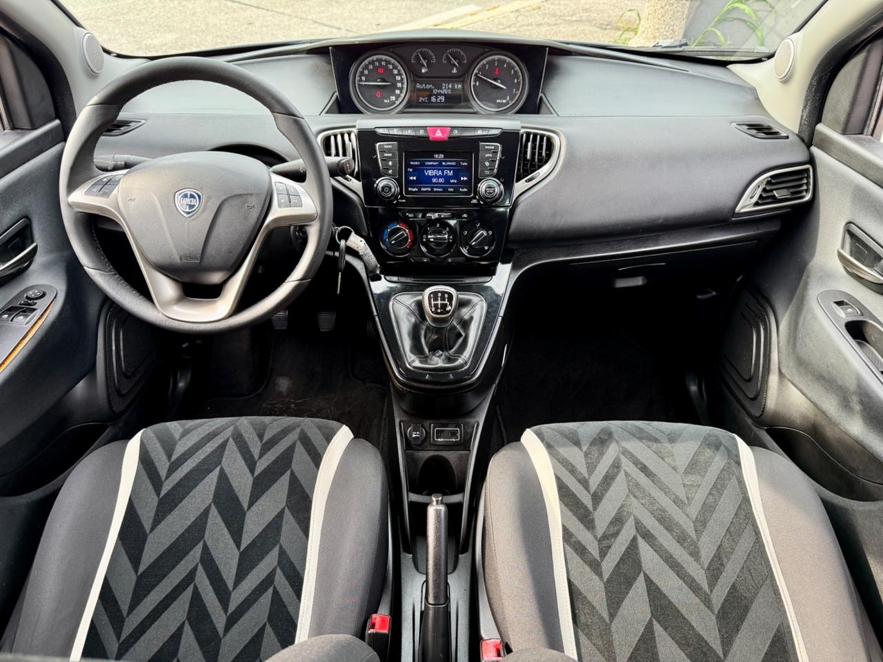 Lancia Ypsilon 1.2 69 CV 5 porte Platinum 104.000Km FULL