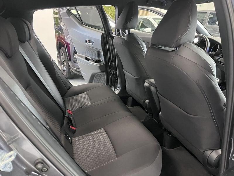 Toyota C-HR C-HR 1.8 Hybrid E-CVT Trend