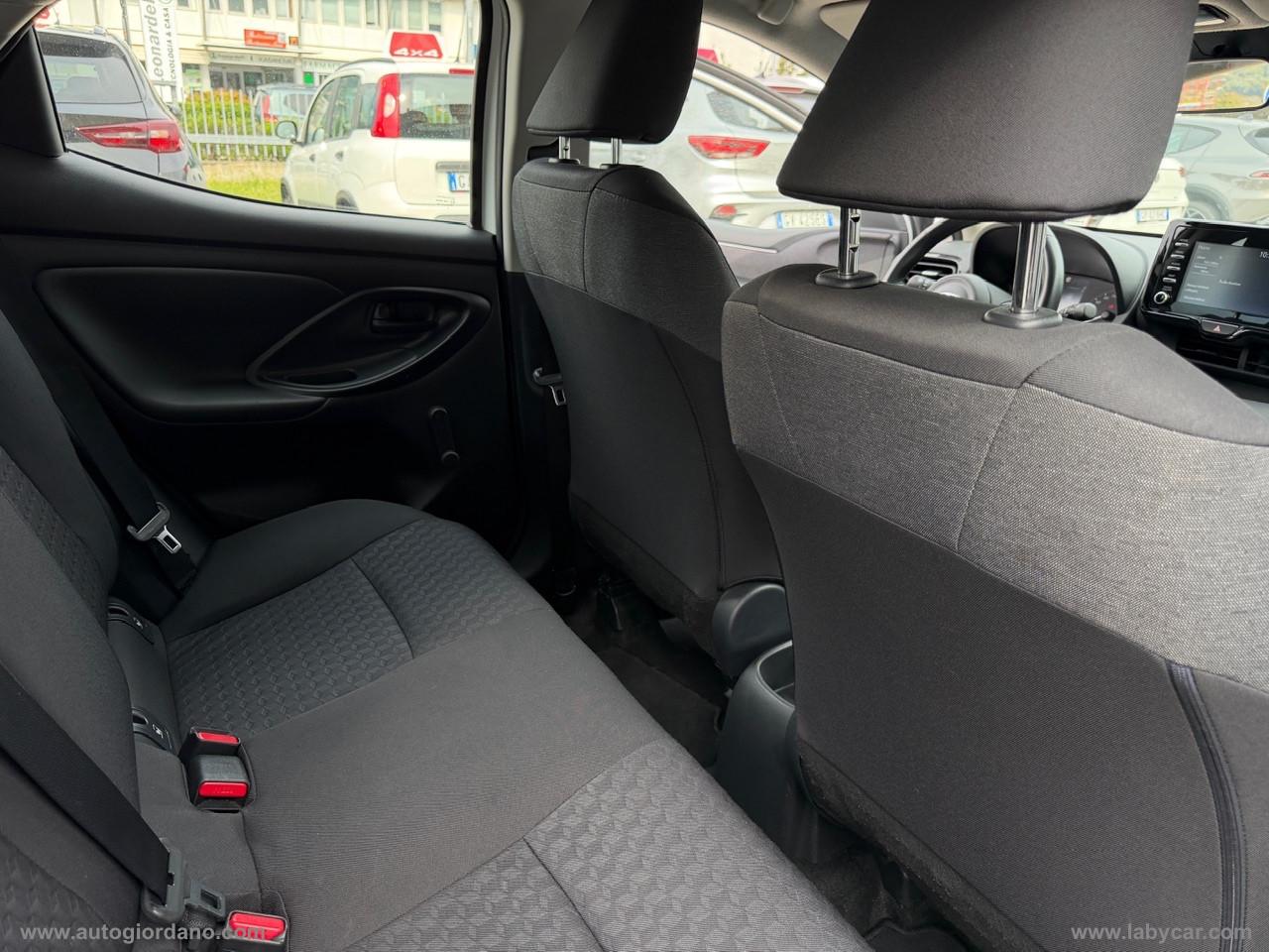 TOYOTA Yaris 1.0 5p. Active