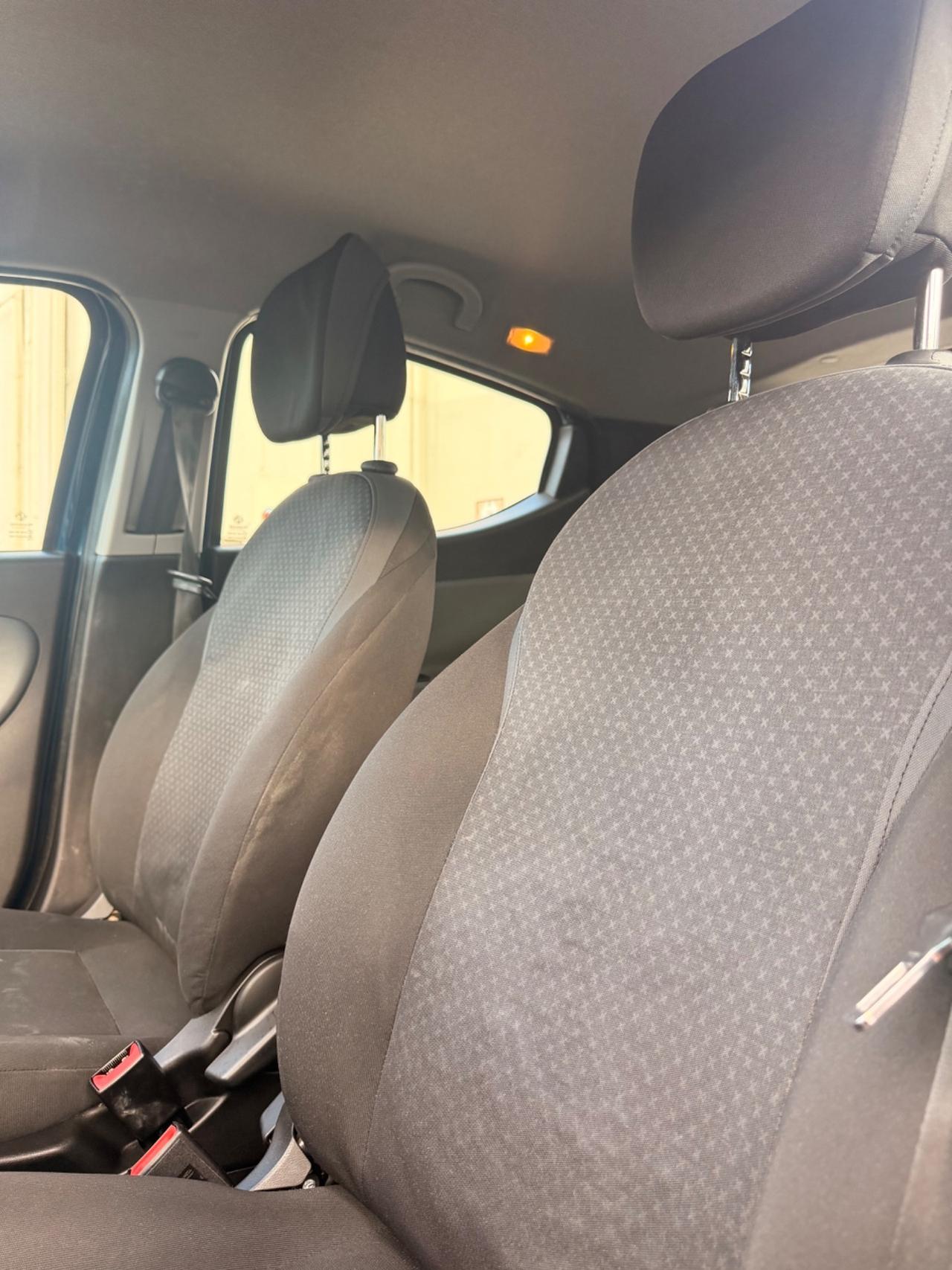 Lancia Ypsilon 1.2 69 CV 5 porte Platinum