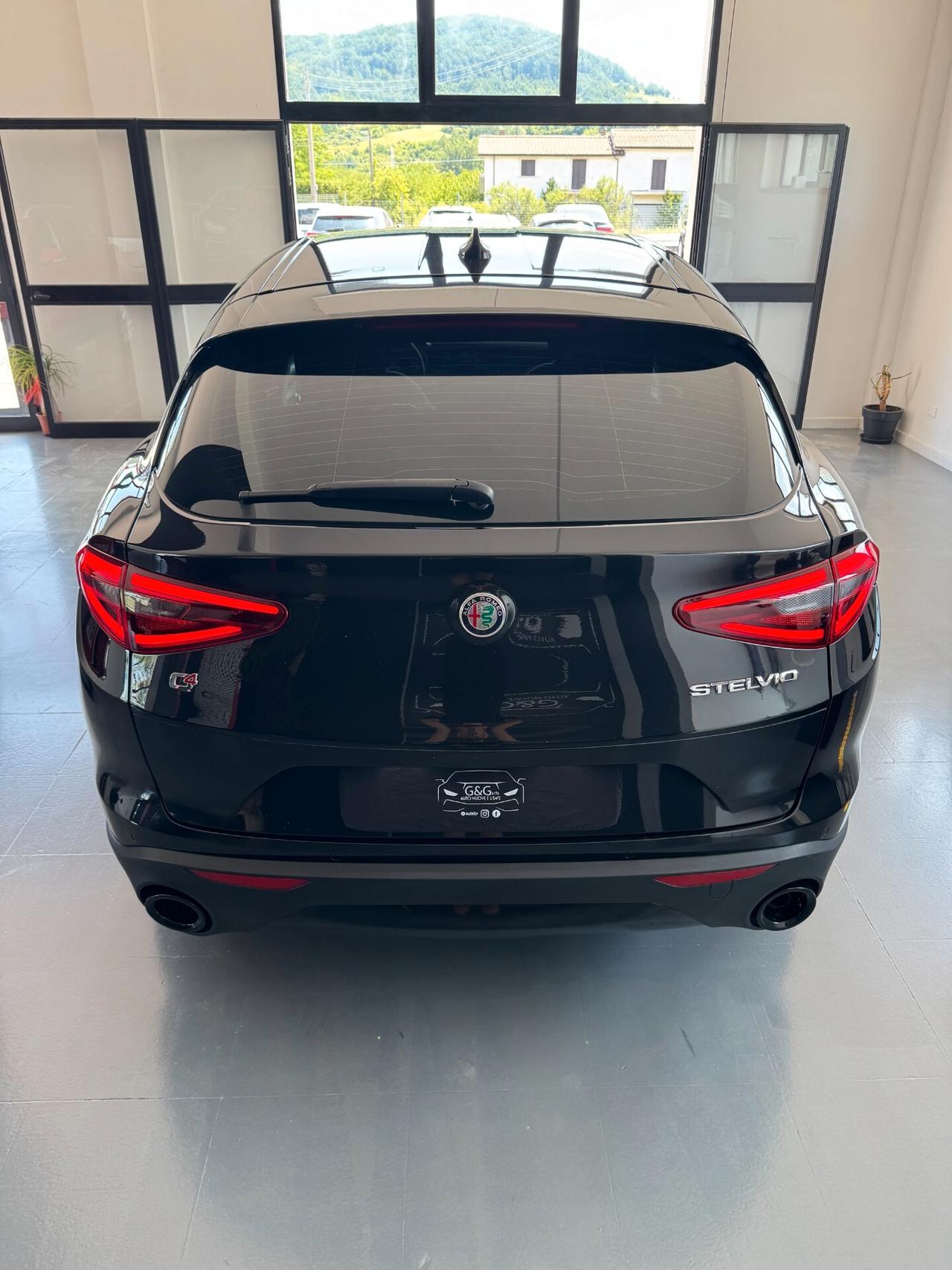 Alfa Romeo Stelvio 2.2 TD190CV Q4 Total Black-2021