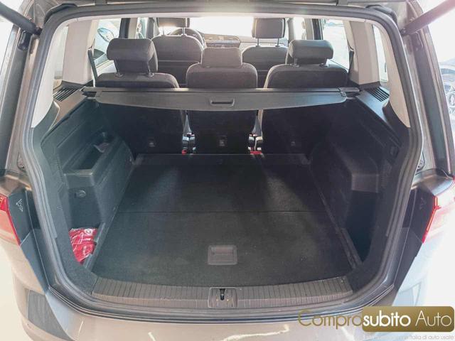 VOLKSWAGEN Touran 1.6 TDI 115 CV SCR DSG Executive BlueMotion Tech.
