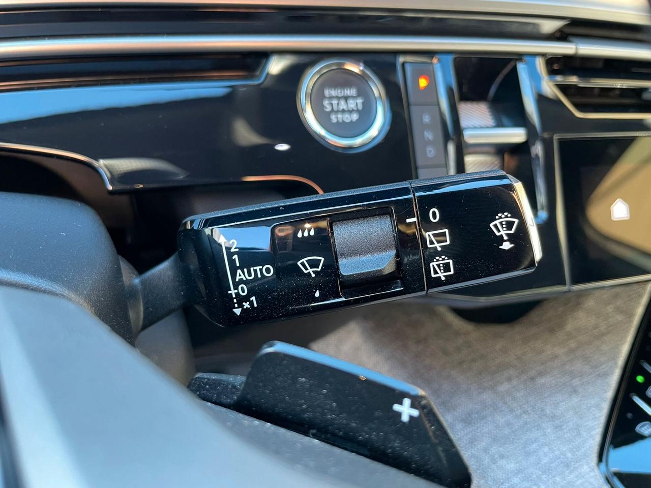 Peugeot 5008 Hybrid 145 e-DCS6 GT