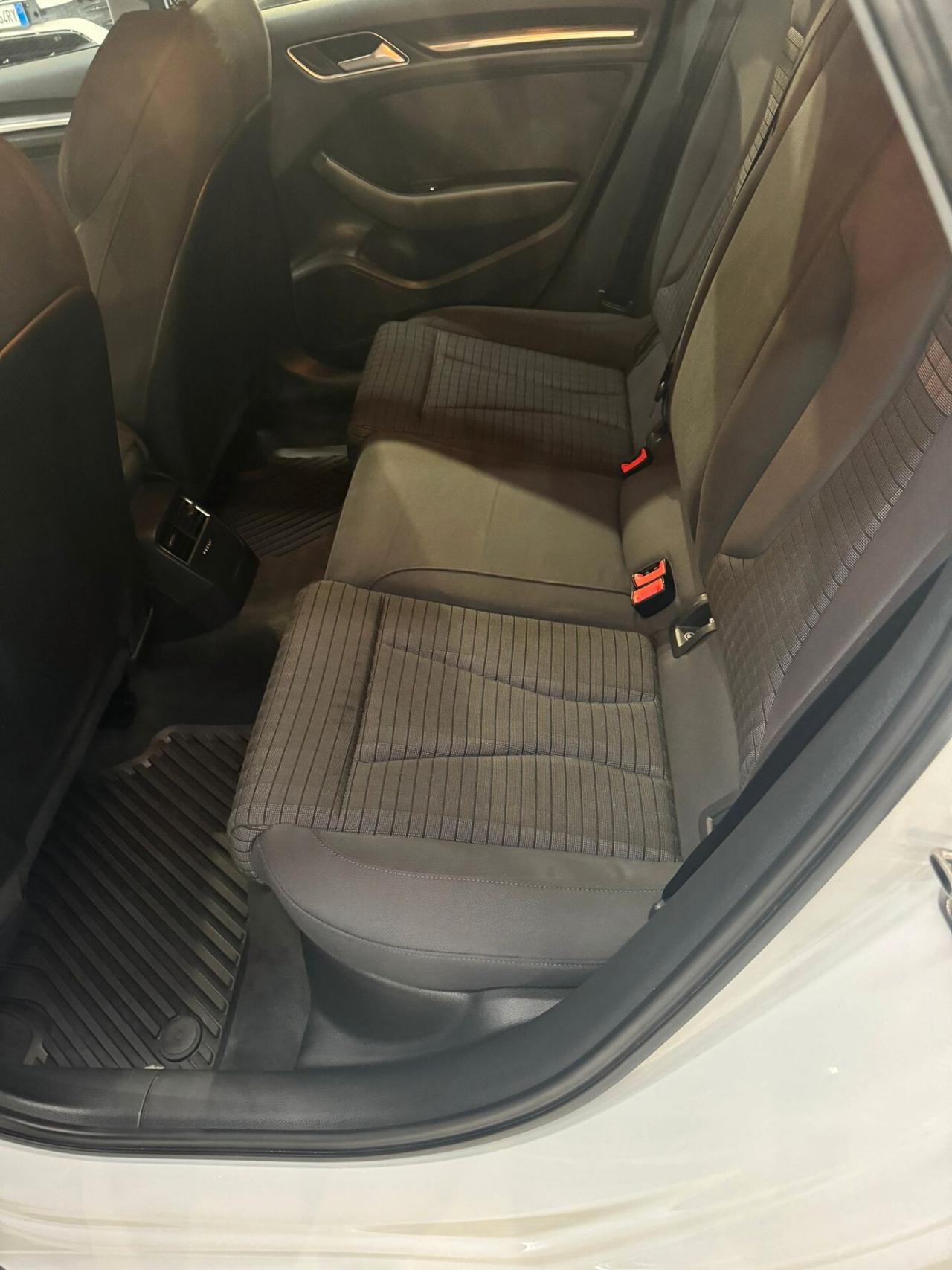 Audi A3 SPB 2.0 TDI S tronic Sport
