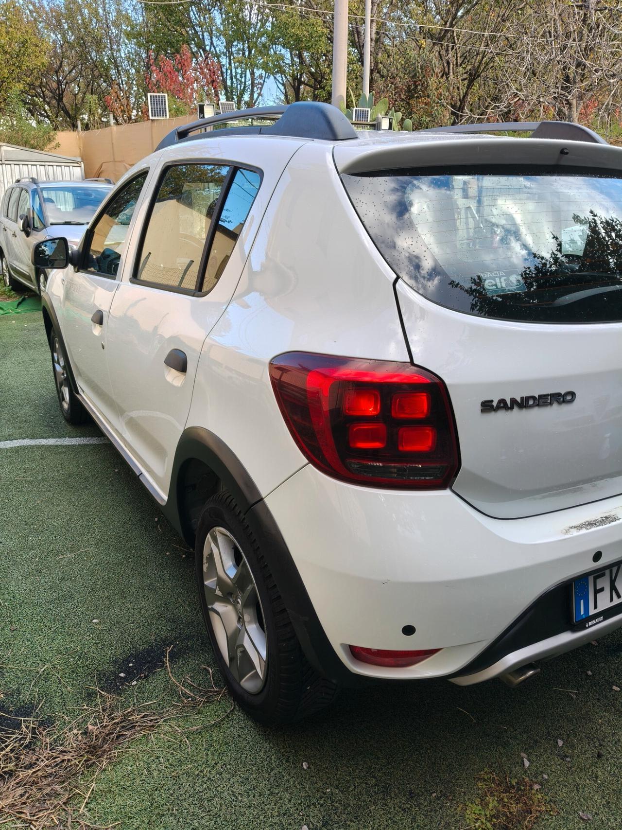 Dacia Sandero Stepway 1.5 DCI 90CV FINE2017