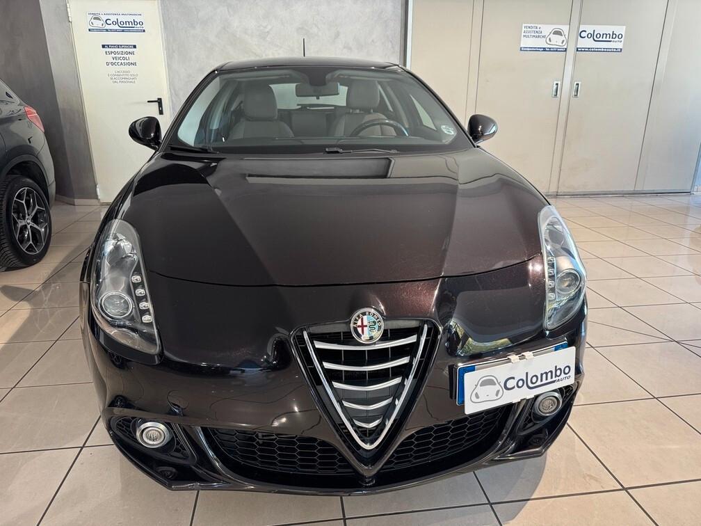 Alfa Romeo Giulietta 1.6 jtdm Exclusive Led Touch 17" Neopat