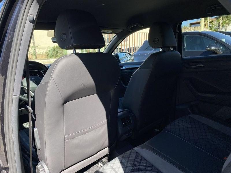 Volkswagen T-Roc R-Line 2.0 TDI 150 CV DSG