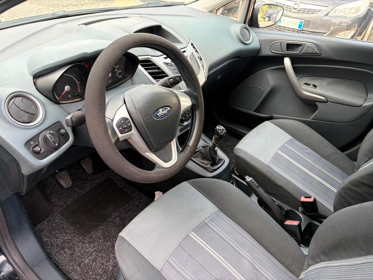 Ford Fiesta 1.2 82 CV 5 porte Titanium*NEOPATENTATI*CLIMA