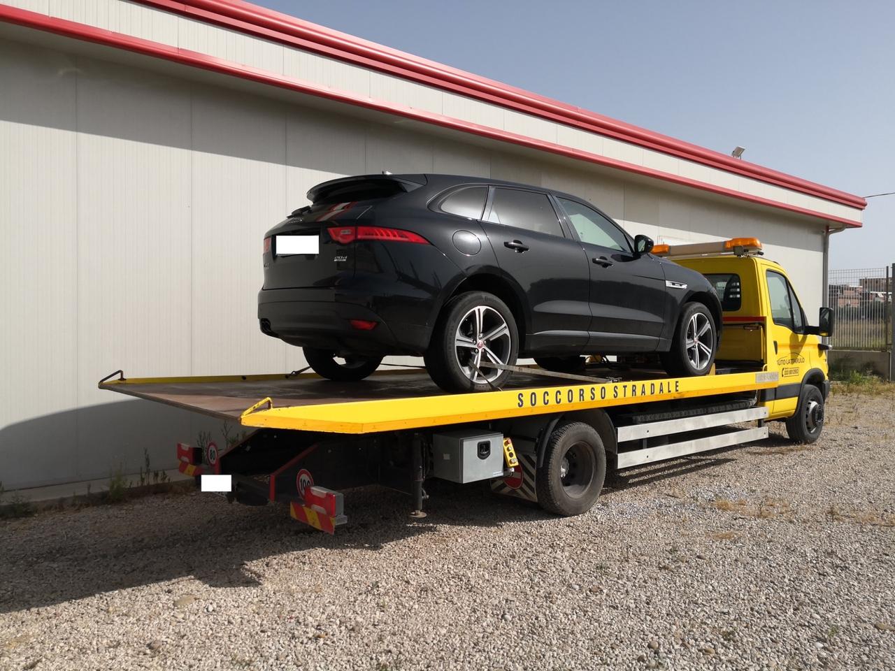 CARROATTREZZI IVECO DAILY 65c15 Scarabile 620x230