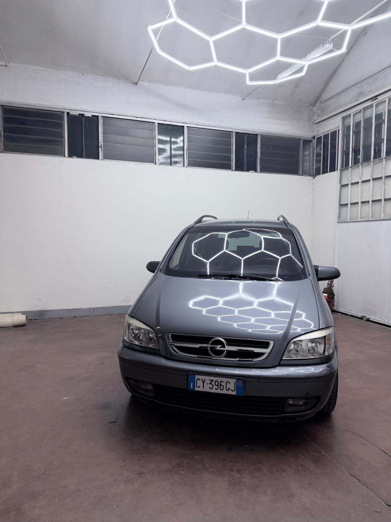 Opel Zafira 1.6 7 posti