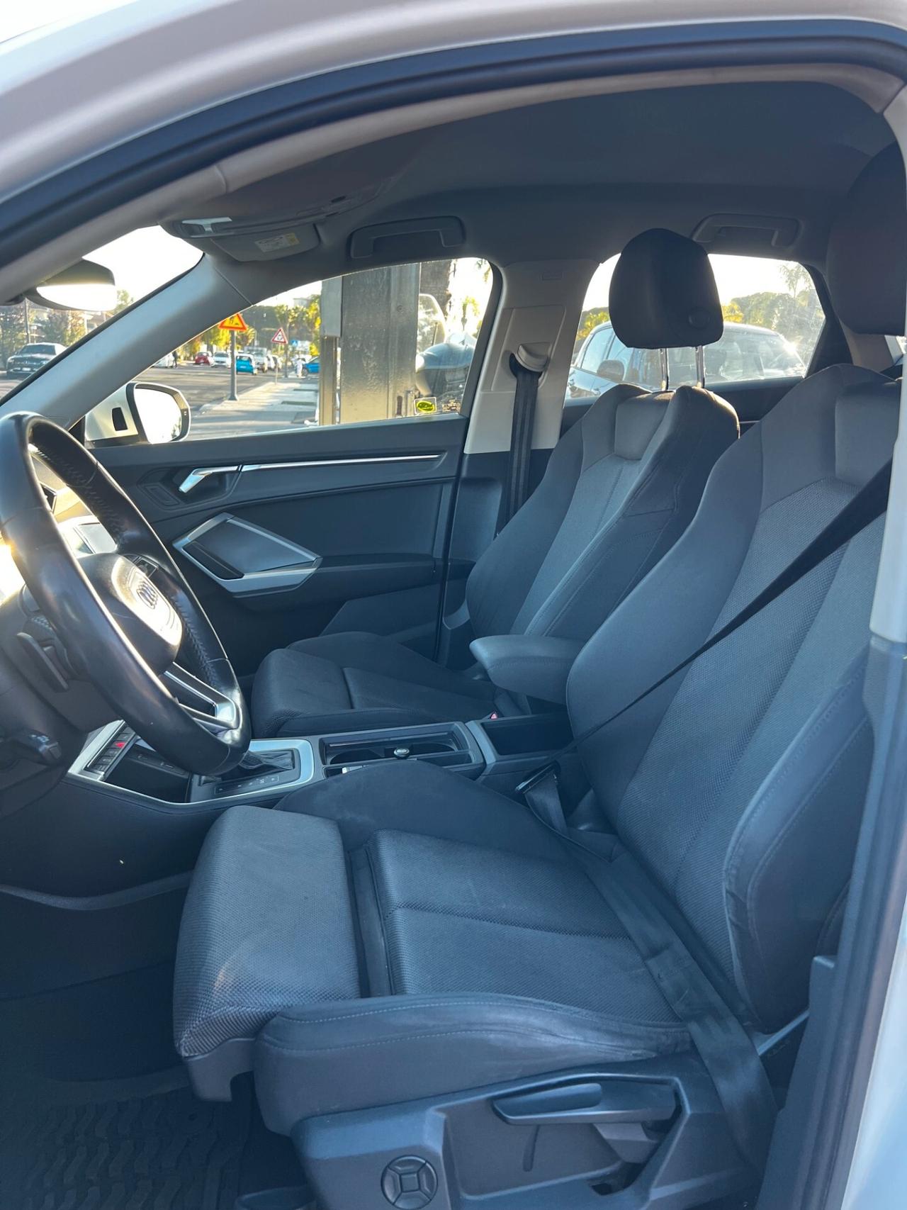 Audi Q3 35 TDI S tronic line edition