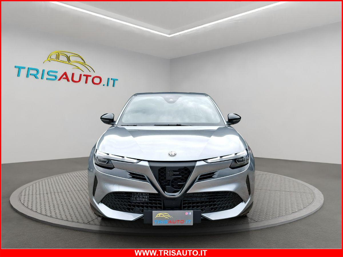 ALFA ROMEO Junior 1.2T Hybrid eDCT6 145cv Speciale NEOPATENTATI IVATA