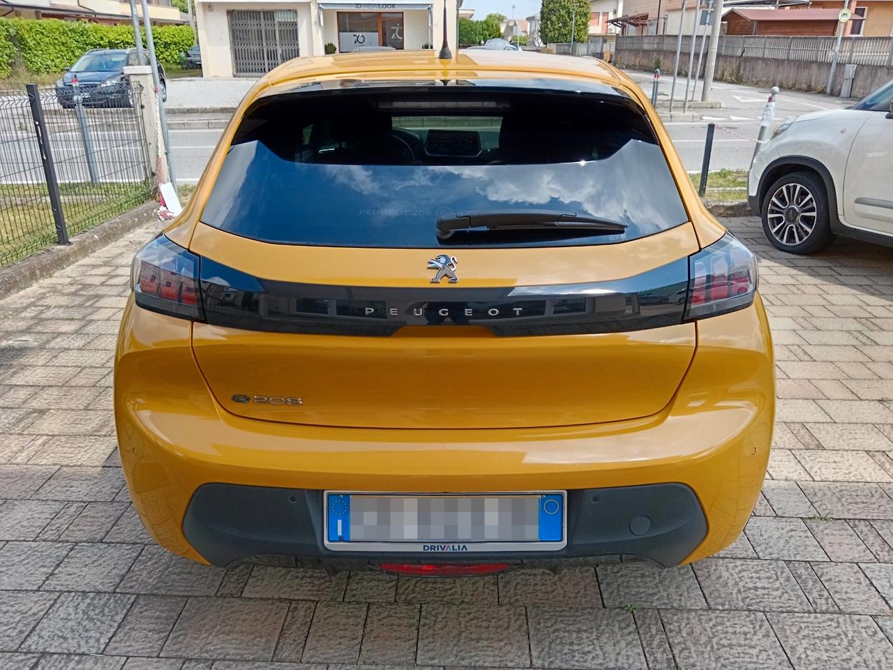 Peugeot 208e 136 CV 5 porte Allure Pack
