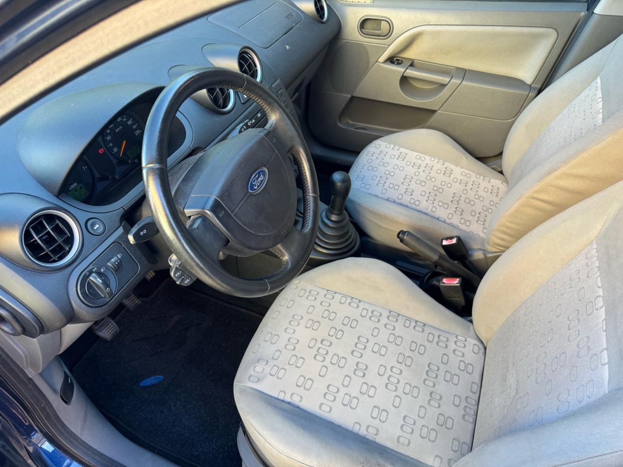 Ford Fiesta 1.2 75cv - NEOPATENTATI