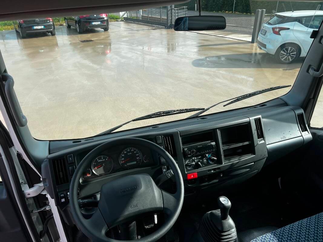 Isuzu M 21 TT Passo E ribaltabile trilaterale