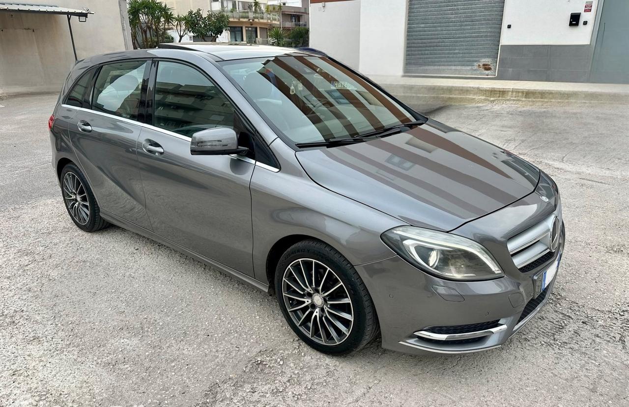 Mercedes-benz B 200 BlueEFFICIENCY Premium