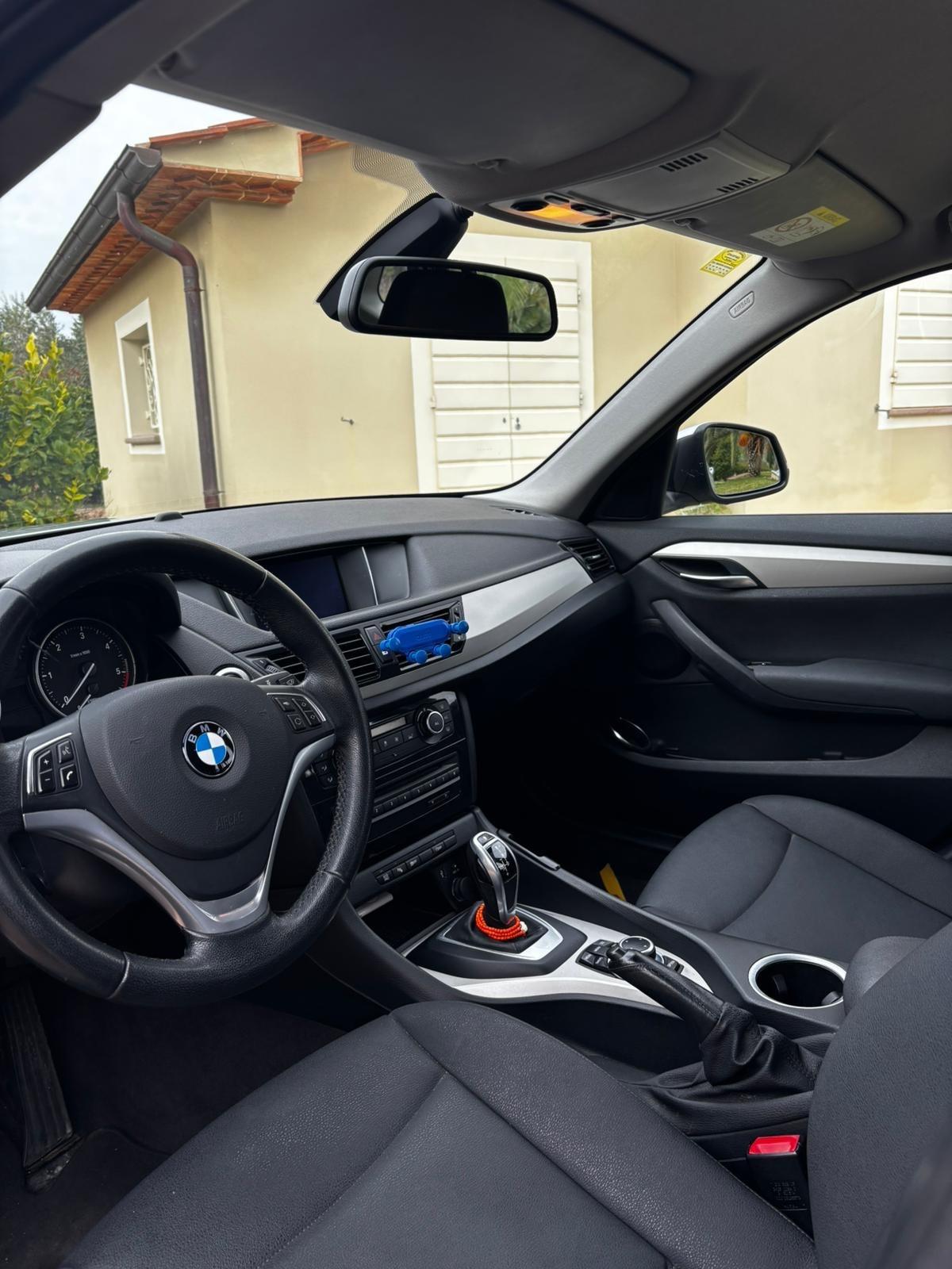 Bmw X1 sDrive18d X Line