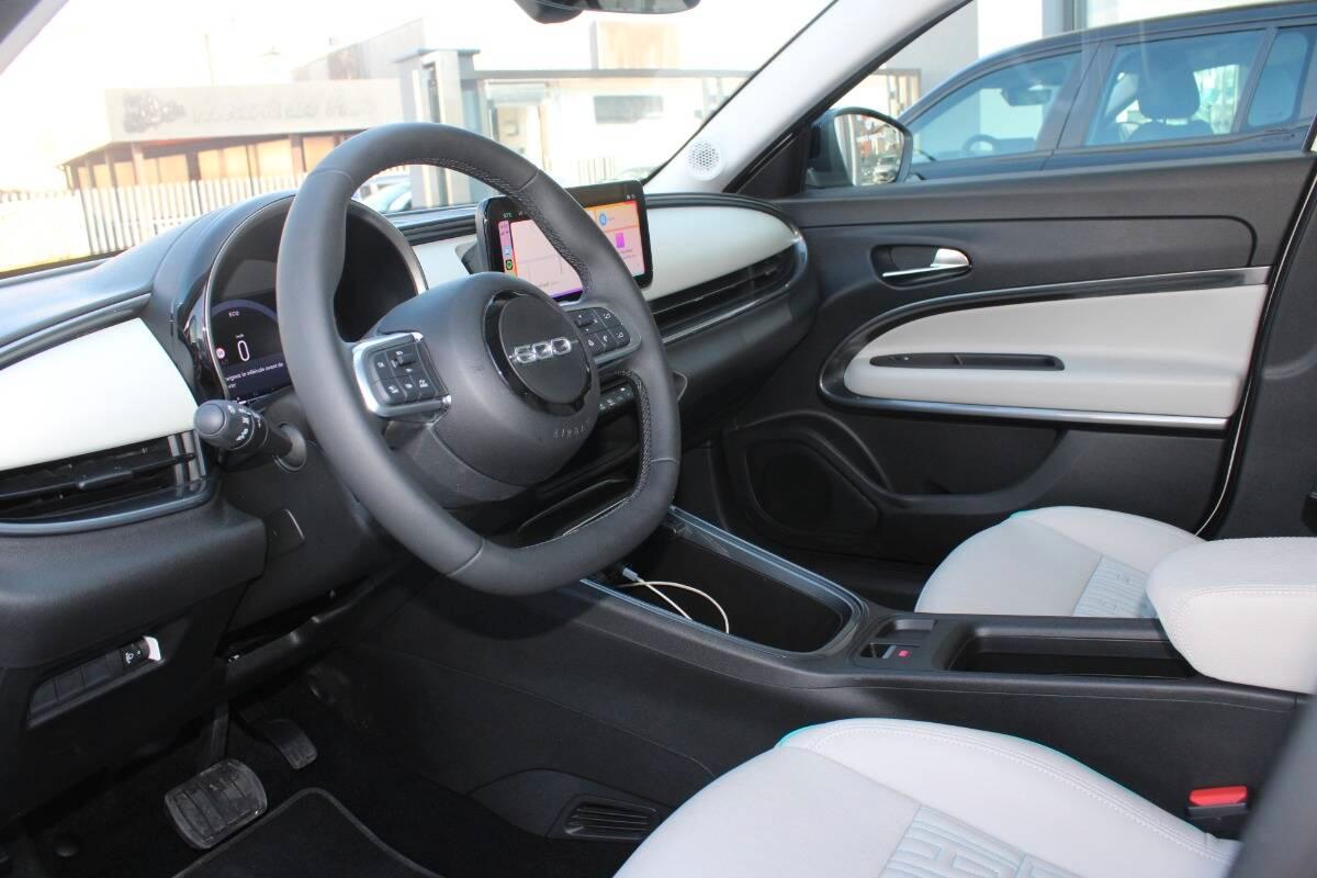 Fiat 600 1.2 hybrid La Prima 110cv AUTOMATICA