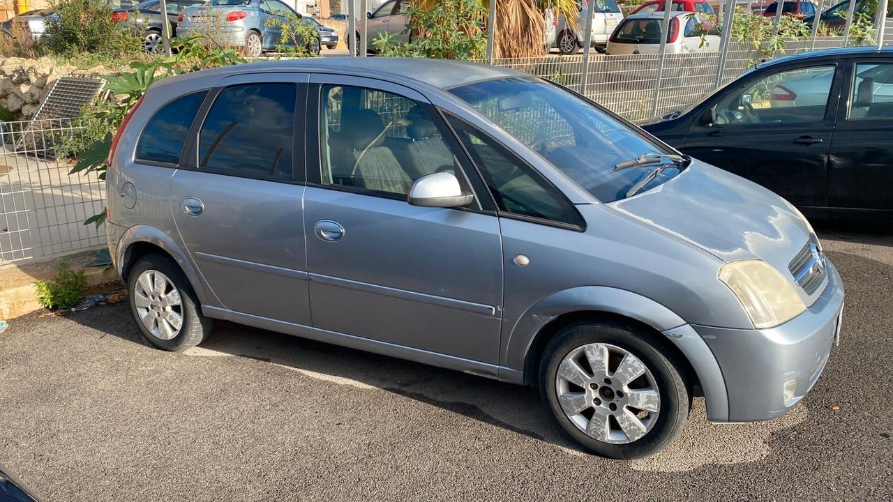 Opel Meriva 1.7 CDTI 101CV Cosmo